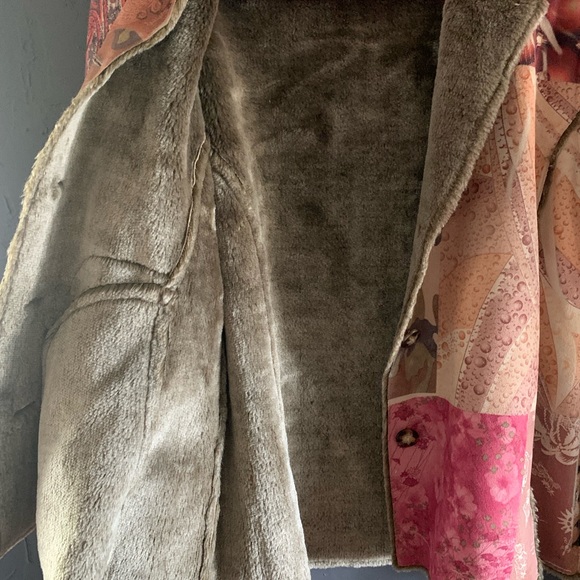 Fun Festive Jacket for the holidays !! Weavz brand - faux fur lined size M - Picture 5 of 8